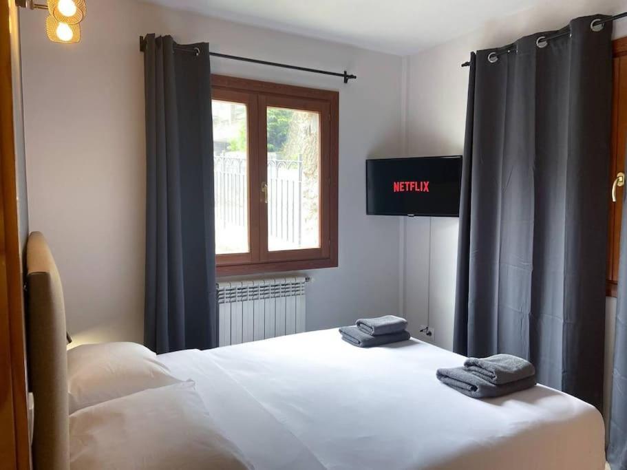 Moderno Y Rustico En Ransol 6pax L By Bonesvacances *